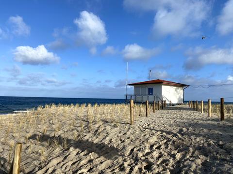 Lifeguard station and dune grass on Zempin beach